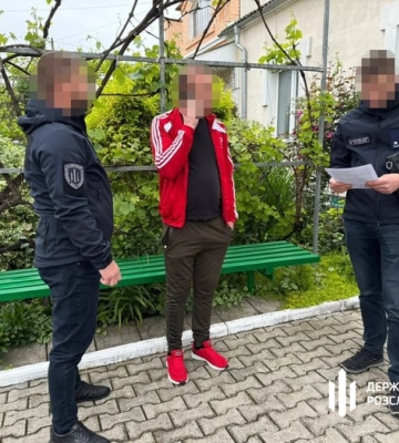 ДБР оголосило підозру трьом військовим ТЦК за примусову мобілізацію велосипедиста