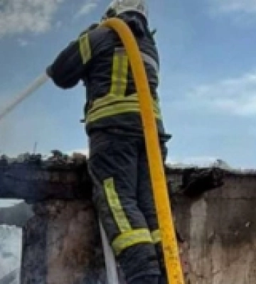 У Широкому на Берегівщині через пожежу родина залишилася без даху над головою