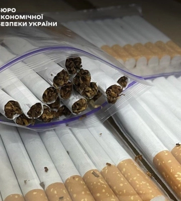 На Волині судитимуть ділків, які незаконно виготовляли сигарети