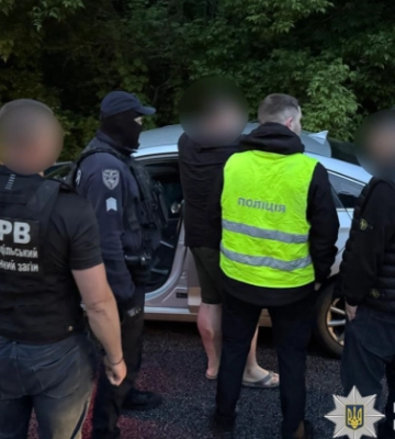 В Винницкой области задержали организатора незаконной переправки уклонистов через границу за $7000