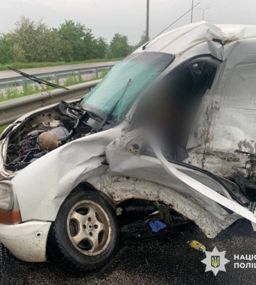 Поліція встановлює обставини смертельної ДТП неподалік Житомира 