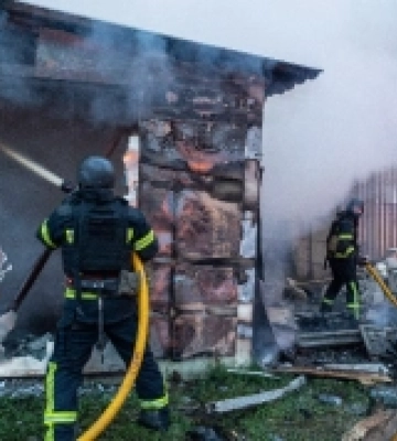 Внаслідок масштабного комбінованого удару по Харкову постраждав чоловік (відео)