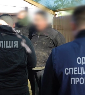 Переправляв ухилянтів до Придністров’я за $6 000: на Одещині викрито правоохоронця, - ДБР. ФОТОрепортаж