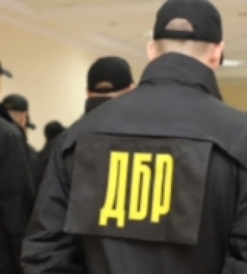 На Рівненщині правоохоронець торгував звільненням від бойових відряджень