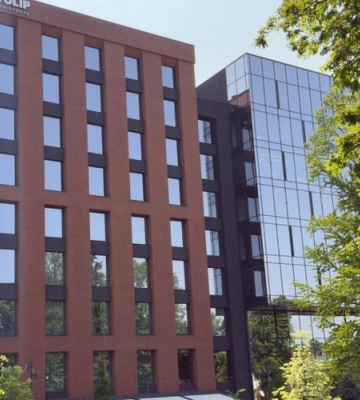 Перший в Україні готель міжнародної мережі Louvre Hotels Group відкрили у Львові