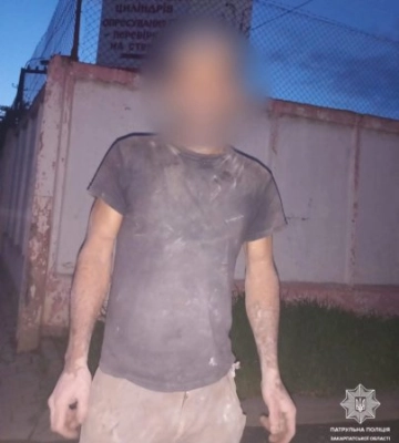 Фальшиве водійське — справжні проблеми: в Ужгороді викрили чоловіка з підробленими документами
