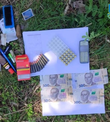 Черкащанин хотів продати за 2 тисячі гривень гранати, які знайшов на смітнику (ФОТО)