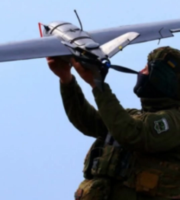 «Оттягивают половину всей ПВО»: военный объяснил тактику дроновых атак на Москву