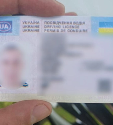 Сумські патрульні зупинили водія із “липовими” правами