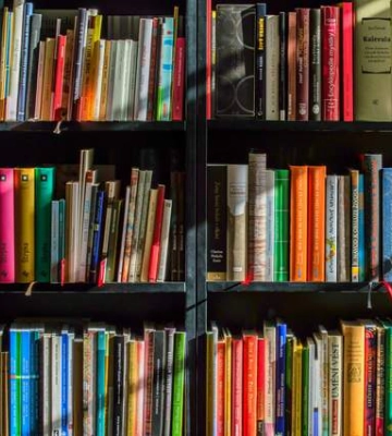 Самые популярные книги Книжного арсенала: что покупали украинцы