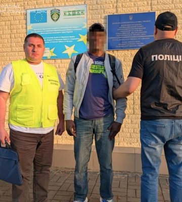 Іноземця, який перебував в уманській колонії, видворять із України