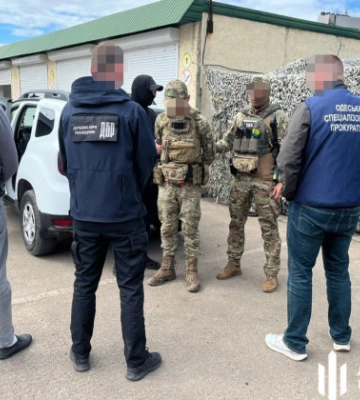 Ухилянт-тур – правоохоронець за $6000 підвозив «клієнтів» до нелегального маршруту