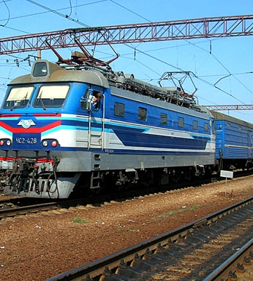 Укрзалізниця продовжує курсування додаткового поїзда Ужгород — Київ — Ужгород
