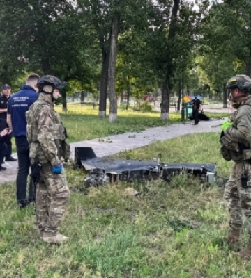 У Харкові вибухотехніки знешкодили російський дрон, який впав у житловому районі