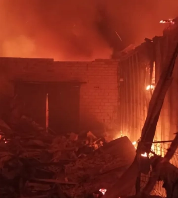 Враг нанес удар по Прилукам: пять человек погибли, среди них - годовалый ребенок, есть раненые