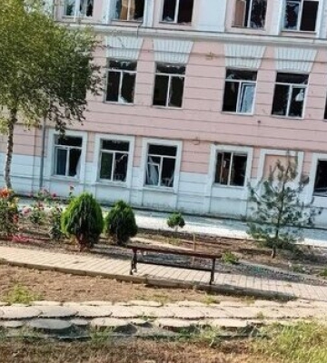 Росіяни завдали авіаудару по Херсону, є поранений
