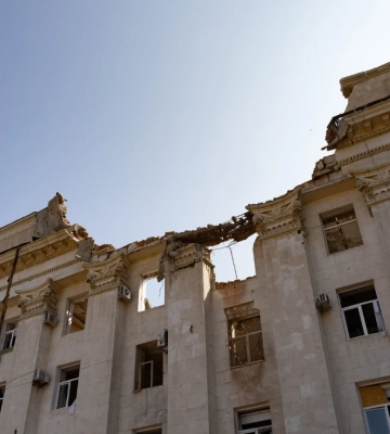 Який вигляд має центр Херсона після авіаудару російських військ. ФОТО