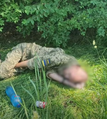 У Кропивницькому в сквері знайшли тіло військового: поліція встановлює причини смерті
