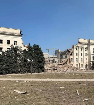 Россияне добили здание Херсонской ОГА сегодня днем
