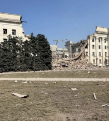 росіяни повторним ударом знищили будівлю Херсонської ОВА