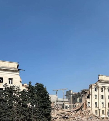 Росіяни вдруге скинули КАБи на будівлю Херсонської ОДА