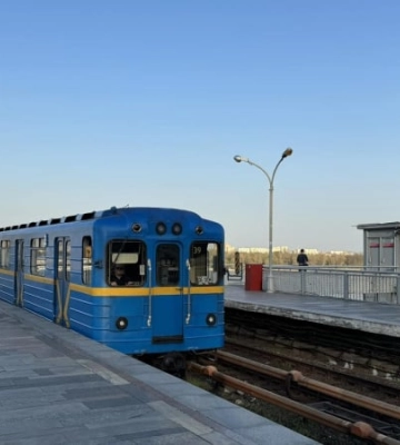 У київському метро тимчасово не працює безконтактна оплата