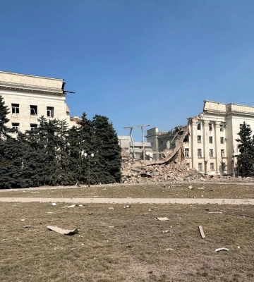 В Херсоні знищили будівлю обласної адміністрації