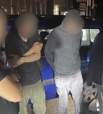 У Запоріжжі затримали наркоугруповання, яке діяло під виглядом правоохоронців та військових, — ФОТО
