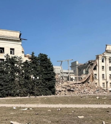 В Херсоні знищили будівлю обласної адміністрації
