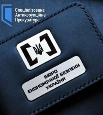Детектив БЕБ і слідчий поліції вимагали в підприємця 150 тис. дол. хабаря, - НАБУ