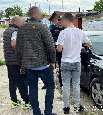 На Львівщині заґратовано літнє подружжя, яке підозрюється у збуті наркотиків
