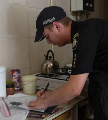 В Одесі затримали вербувальницю жінок у сексуальне рабство під виглядом роботи в готелі