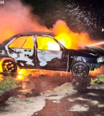 На Львівщині вщент згорів автомобіль