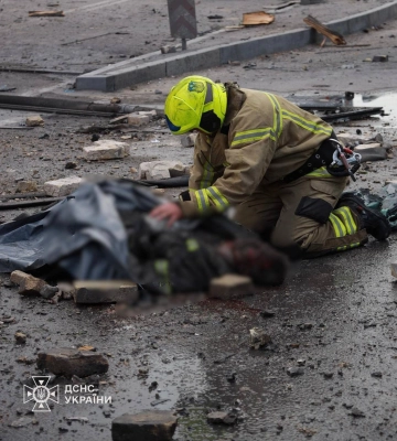 У Києві повітряна атака ворога забрала життя 3-х рятувальників ДСНС, ще 9-ро поранені, - міністр МВС