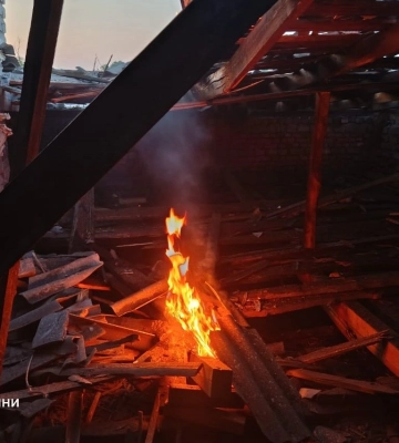 Под завалами разрушенного предприятия в Харькове могут находиться шесть человек