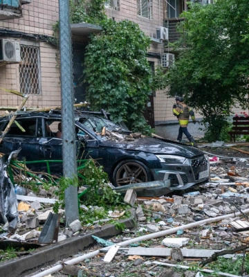 У Харкові десятки вибухів: є загиблі та поранені