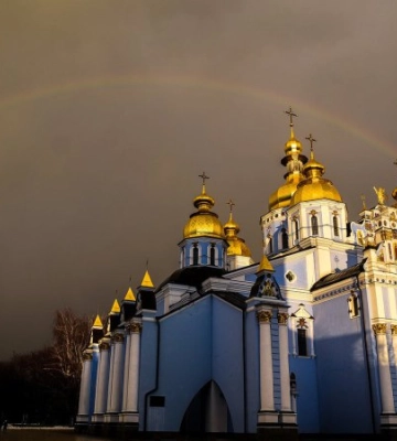 Православна церква України назвала провокацією проведення “содомського заходу” біля Михайлівського монастиря в Києві