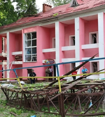 Війська рф завдали авіаудару по центру Харкова, є жертва і поранені