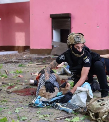 Війська рф завдали авіаудару по центру Харкова, є жертва і поранені