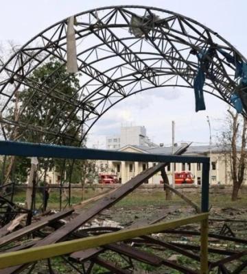 Один з постраждалих внаслідок ворожого авіаудару по Харкову помер, ще двоє - у вкрай важкому стані – Синєгубов
