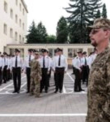 У Львові відбулася церемонія випуску 129 ліцеїстів Ліцею імені Героїв Крут У Львові відбулася церемонія випуску 129 ліцеїстів Ліцею імені Героїв Крут