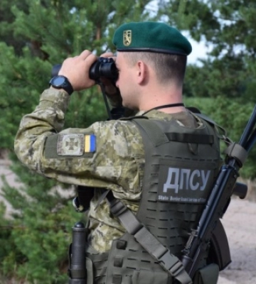 Шукали кордон два тижні: на Закарпатті затримали двох ухилянтів з Харківщини