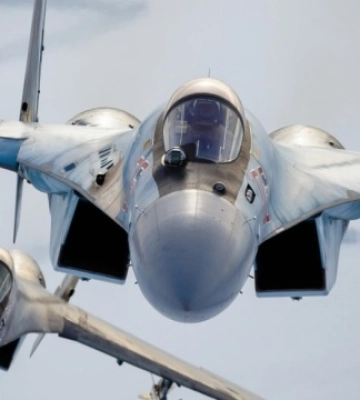 Россия начала строить укрытия для самолетов на своих военных базах в Крыму