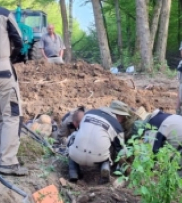 Україна не відкликала дозволу на ексгумації: Мінкульт відповів на фейки в польських соцмережах
