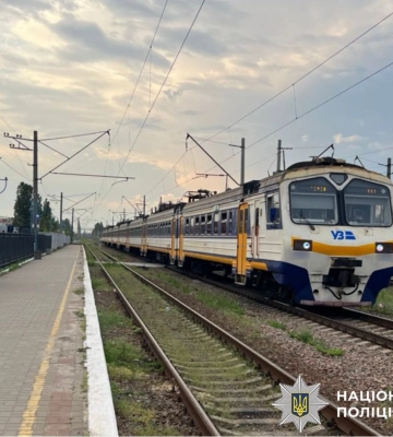 На Київщині жінка трагічно загинула під колесами пасажирського потягу, - поліція