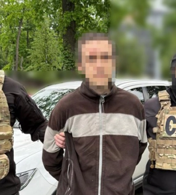 Затримали комірника, викритого на корегуванні комбінованих ударів ворога по Києву
