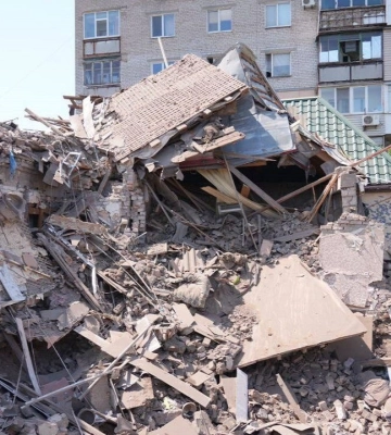 ВЕЛИЧЕЗНА ВИРВА на місці БУДИНКУ   Росіяни ВГАТИЛИ КАБАМИ по ЗАПОРІЖЖЮ 09.06.2025