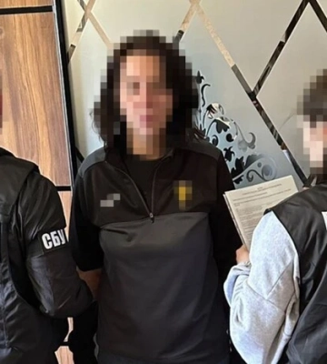 СБУ затримала жінку, яка шпигувала за авіацією ЗСУ зі свого балкону