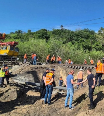 В УЗ повідомили, за який час відремонтують пошкоджені обстрілом колії на Київщині