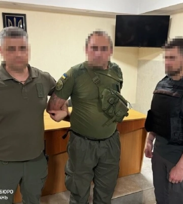 На Волині ув’язнених в колонії видавав себе за звабливих жінок та видрав гроші у чоловіків